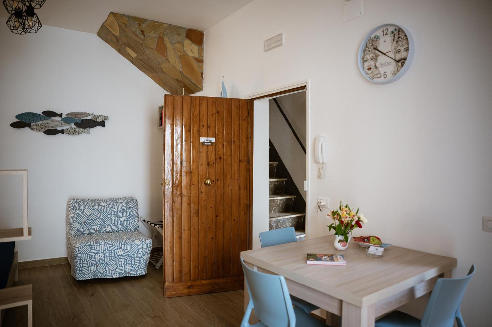 Cortilia Holiday House Чефалу Екстериор снимка