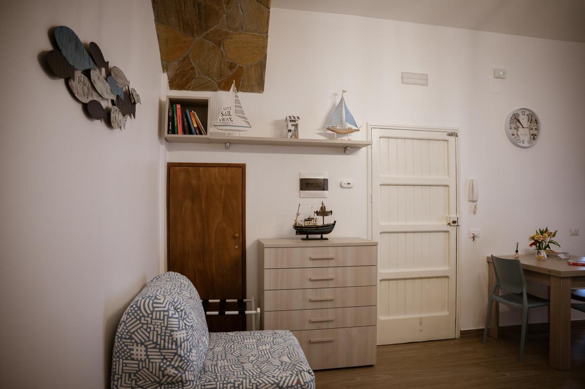Cortilia Holiday House Чефалу Екстериор снимка