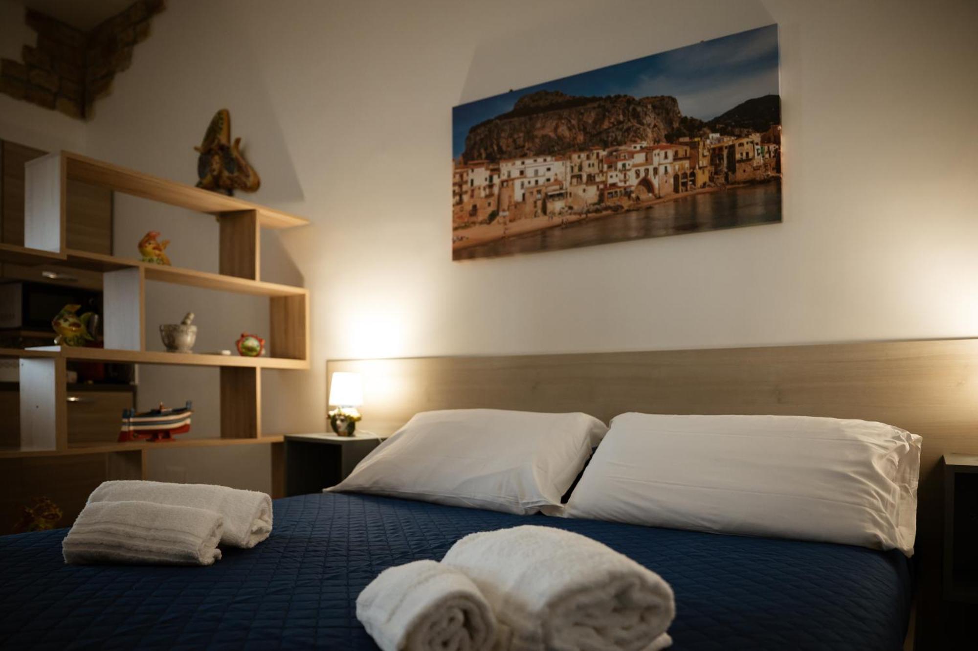 Cortilia Holiday House Чефалу Екстериор снимка